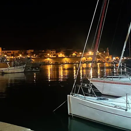 La Perla E Il Corallo